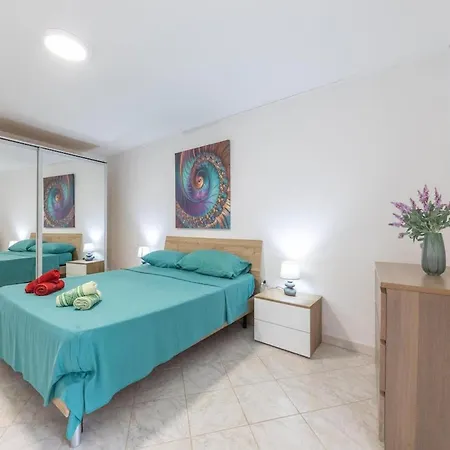 Luxurious Coastal In